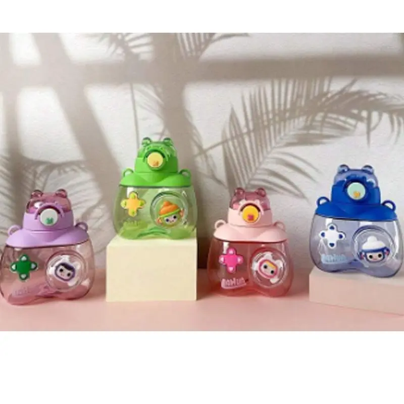 (Net) Cute High-Value Plastic Cup With Straw 750 MLGreen